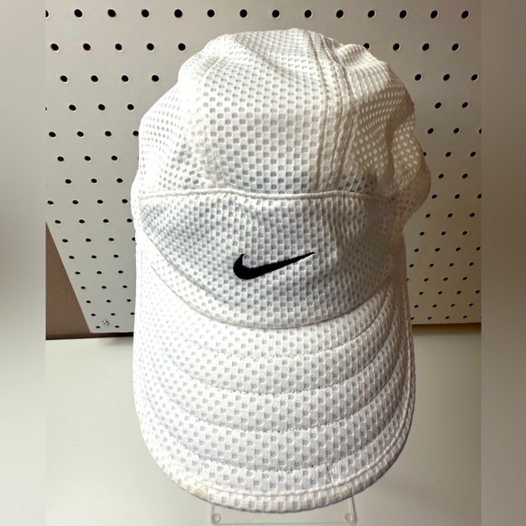 Vintage Nike Hat Cap White Tailwind 7 Panel Running Mesh Dri-FIT - Eminem White - Picture 1 of 14